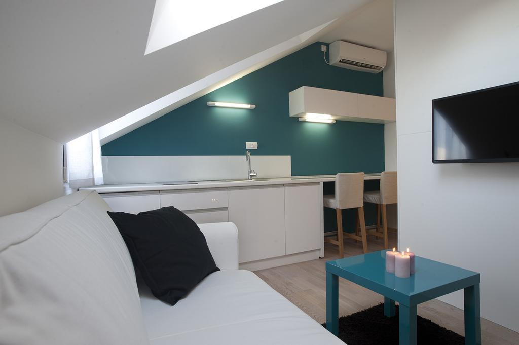 Attic Apartments Split Ruang foto